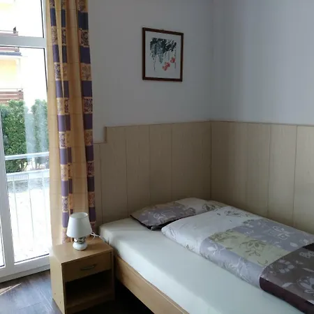 Mobliertes Mit Eigenes Bad In Forchheim Reuth منزل للإقامة